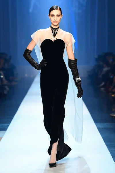 Look 62